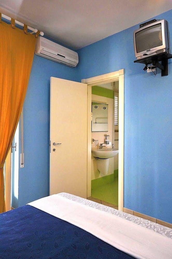 Barocco.Oberdan Bed & Breakfast Lecce Luaran gambar